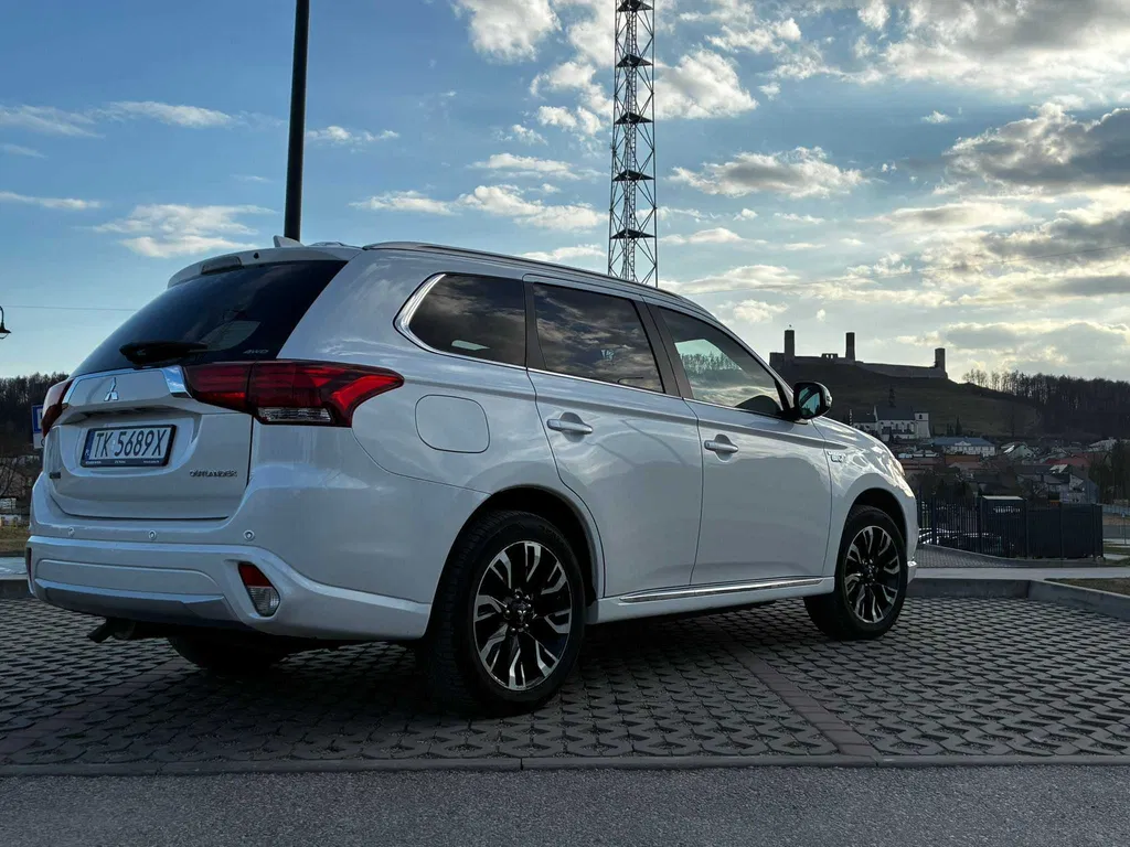 Zdjęcie: 2015 Mitsubishi Outlander
