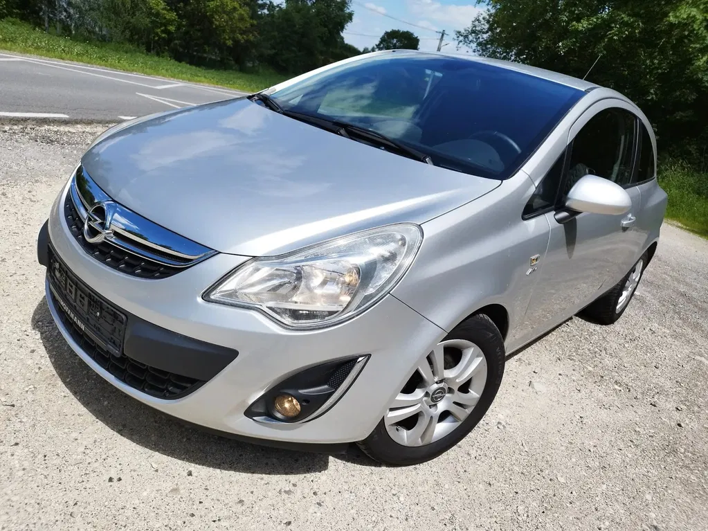 Zdjęcie: 2013 Opel Corsa