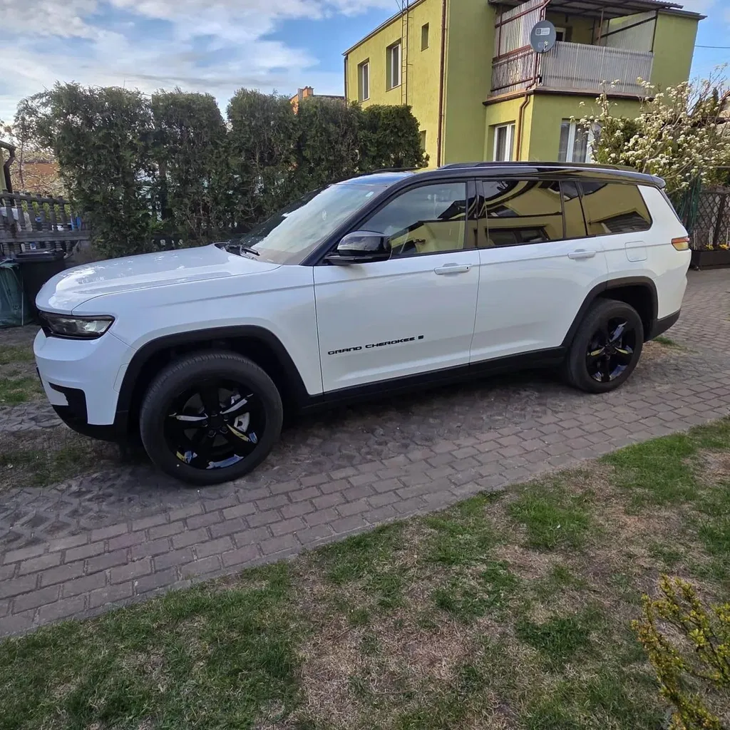 Zdjęcie: 2024 Jeep Grand Cherokee