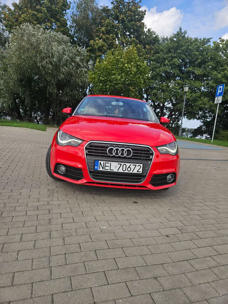 Zdjęcie: 2010 Audi A1 3-drzwiowe