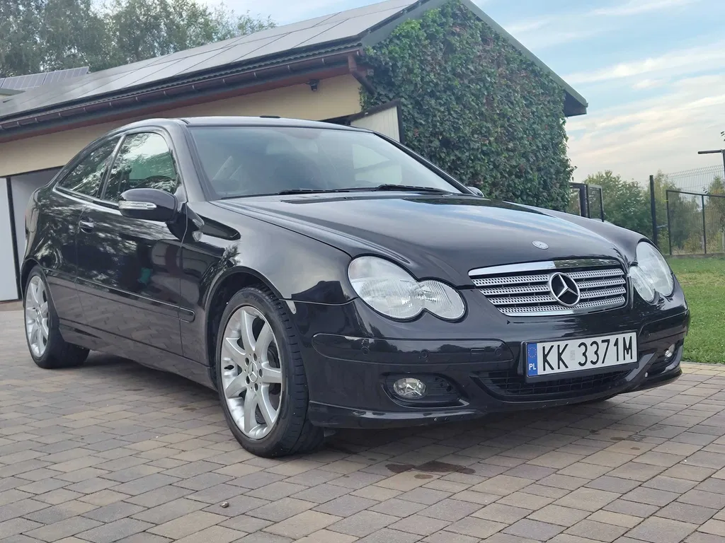 Zdjęcie: 2005 Mercedes-Benz C Klasa