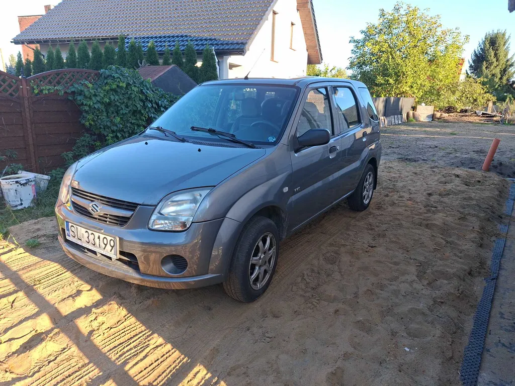 Zdjęcie: 2007 Suzuki Ignis