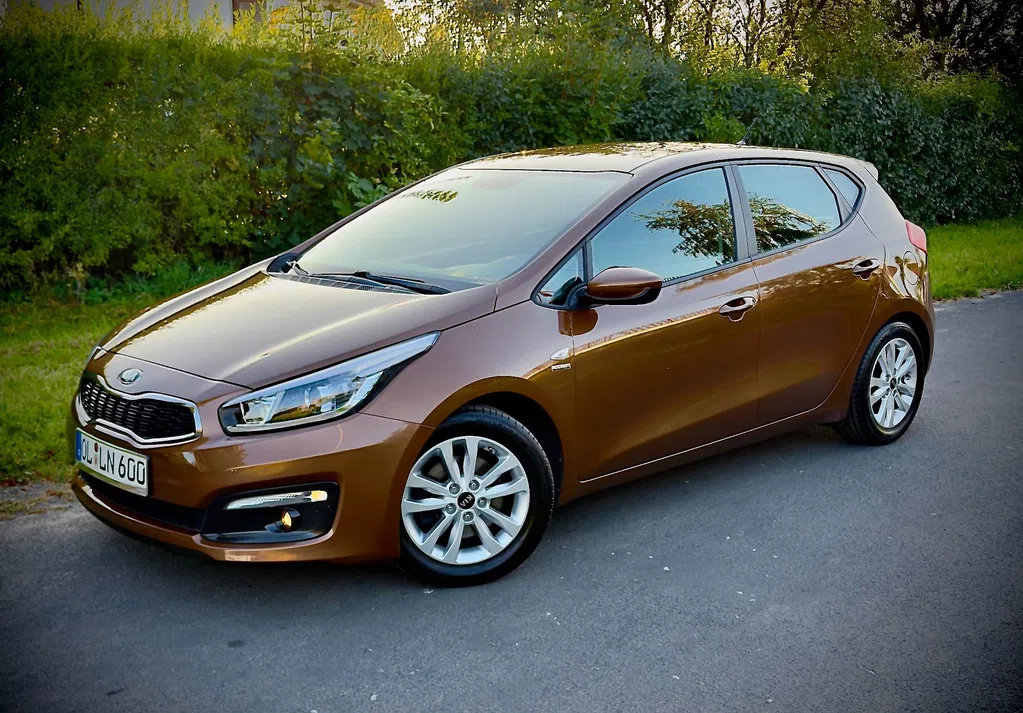 Zdjęcie: 2016 Kia Cee'd