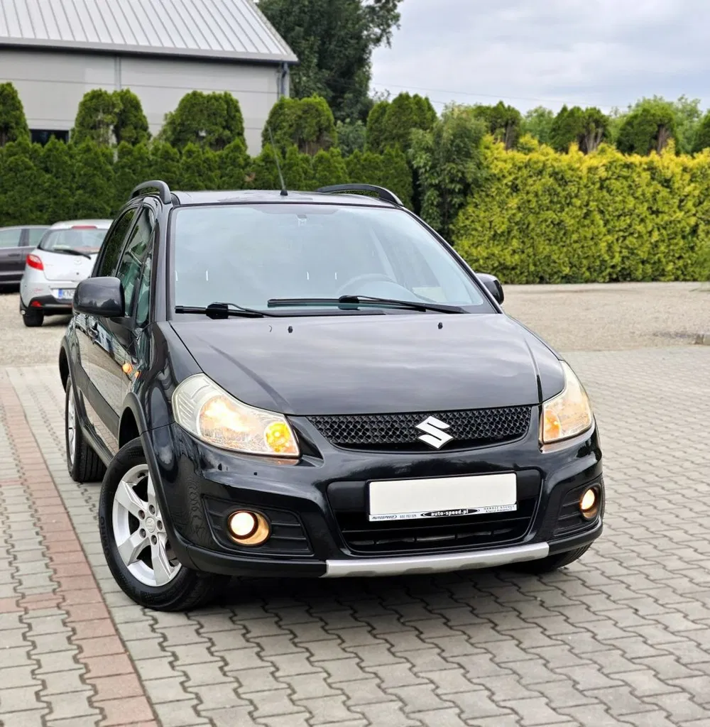 Zdjęcie: 2010 Suzuki SX4