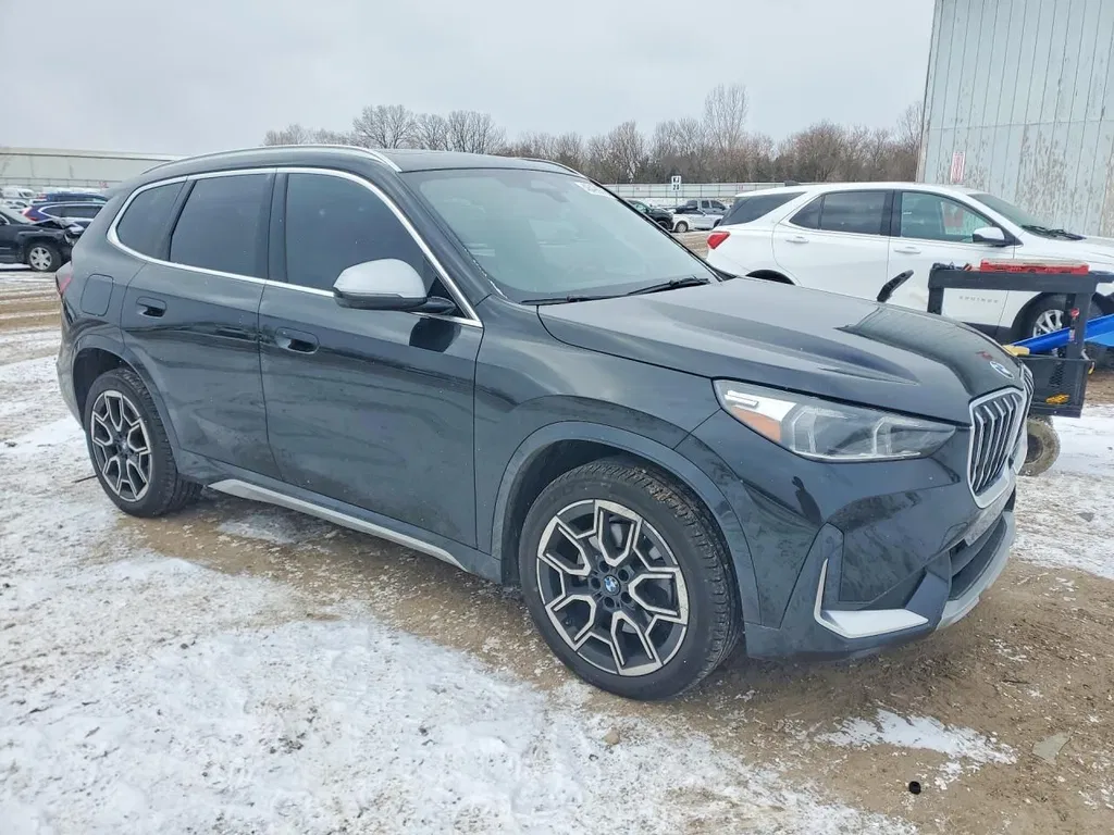 Zdjęcie: 2023 BMW X1