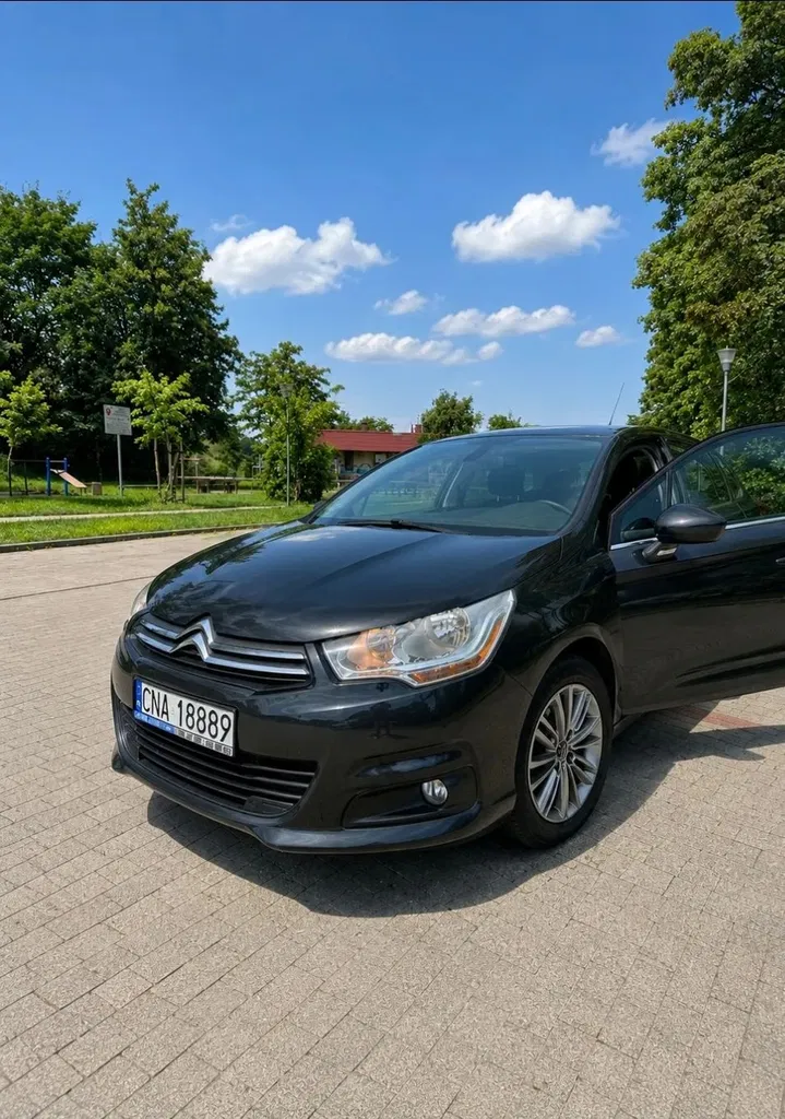 Zdjęcie: 2011 Citroen C4