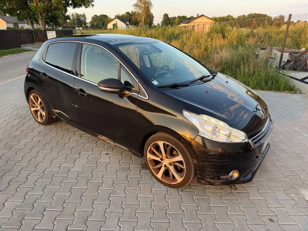 Zdjęcie: 2013 Peugeot 208