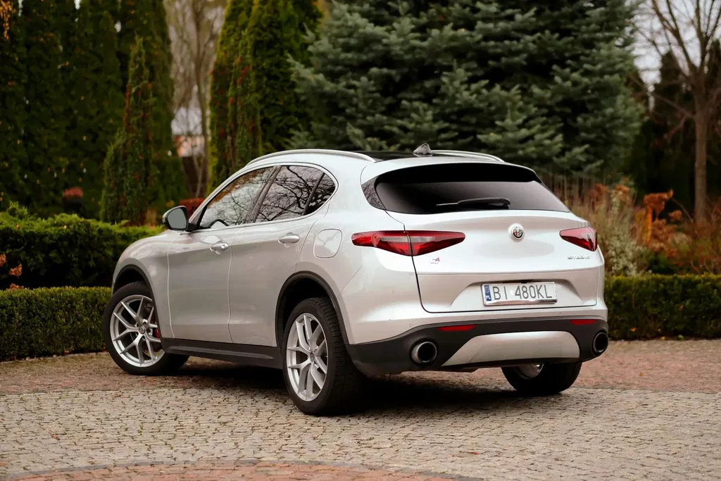 Zdjęcie: 2017 Alfa Romeo Stelvio
