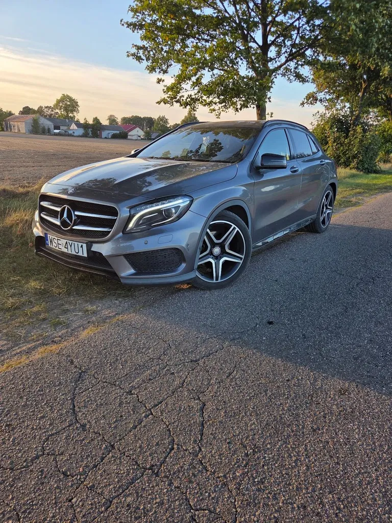 Zdjęcie: 2014 Mercedes-Benz GLA