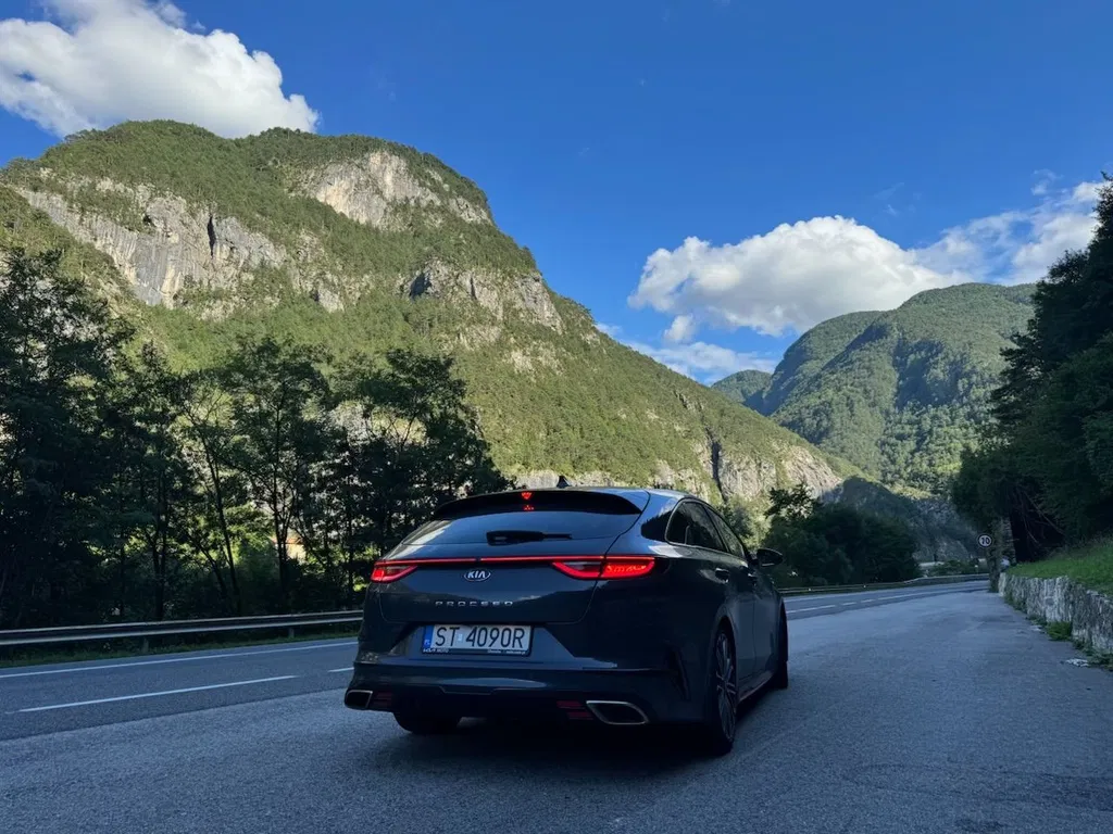 Zdjęcie: 2020 Kia Pro_Cee'd
