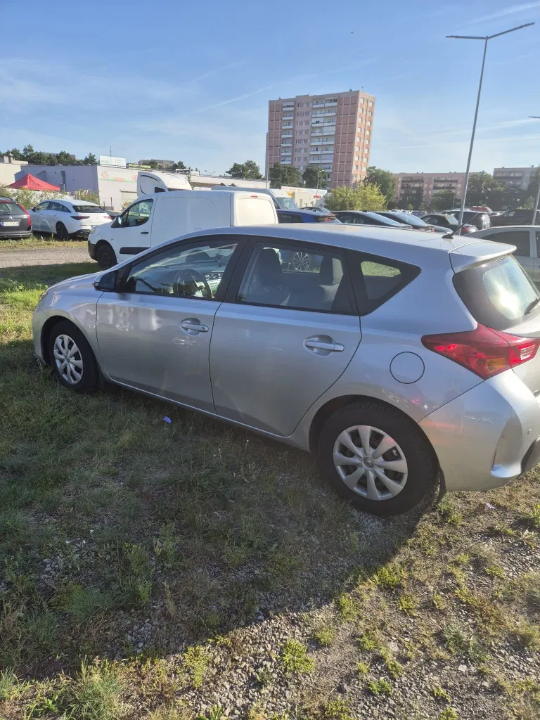 Zdjęcie: 2014 Toyota Auris