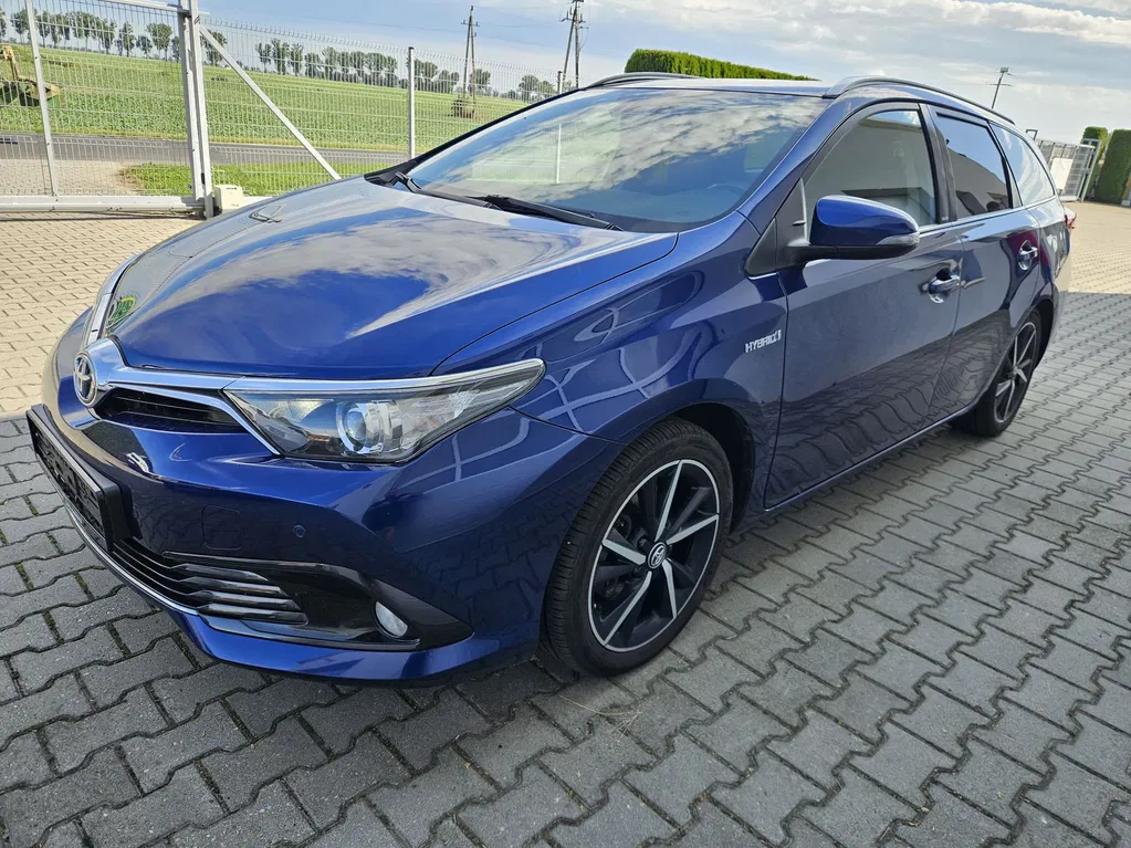Zdjęcie: 2017 Toyota Auris
