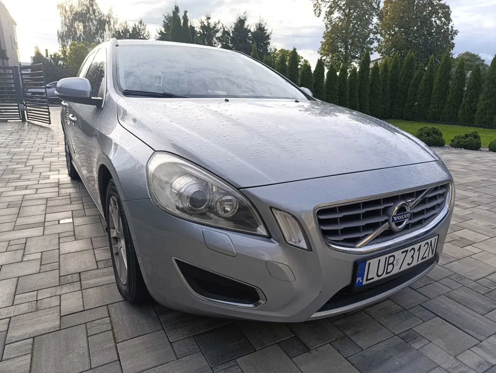 Zdjęcie: 2012 Volvo V70