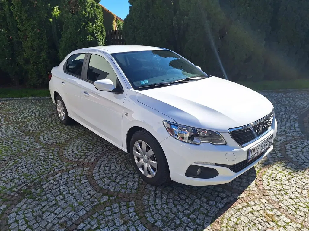 Zdjęcie: 2018 Peugeot 301