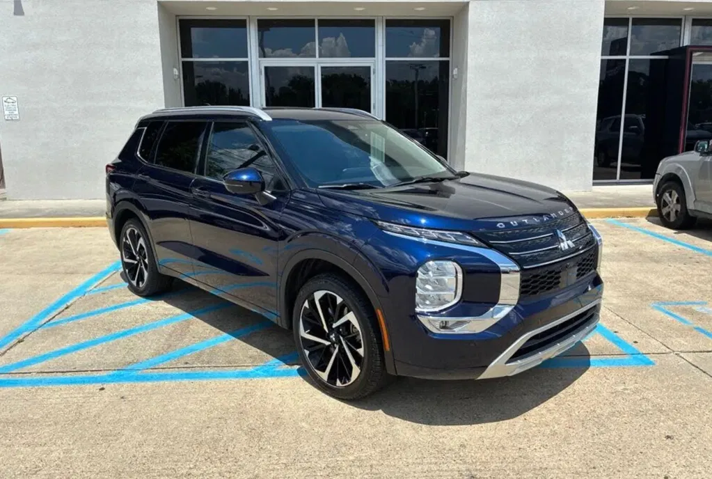 Zdjęcie: 2023 Mitsubishi Outlander