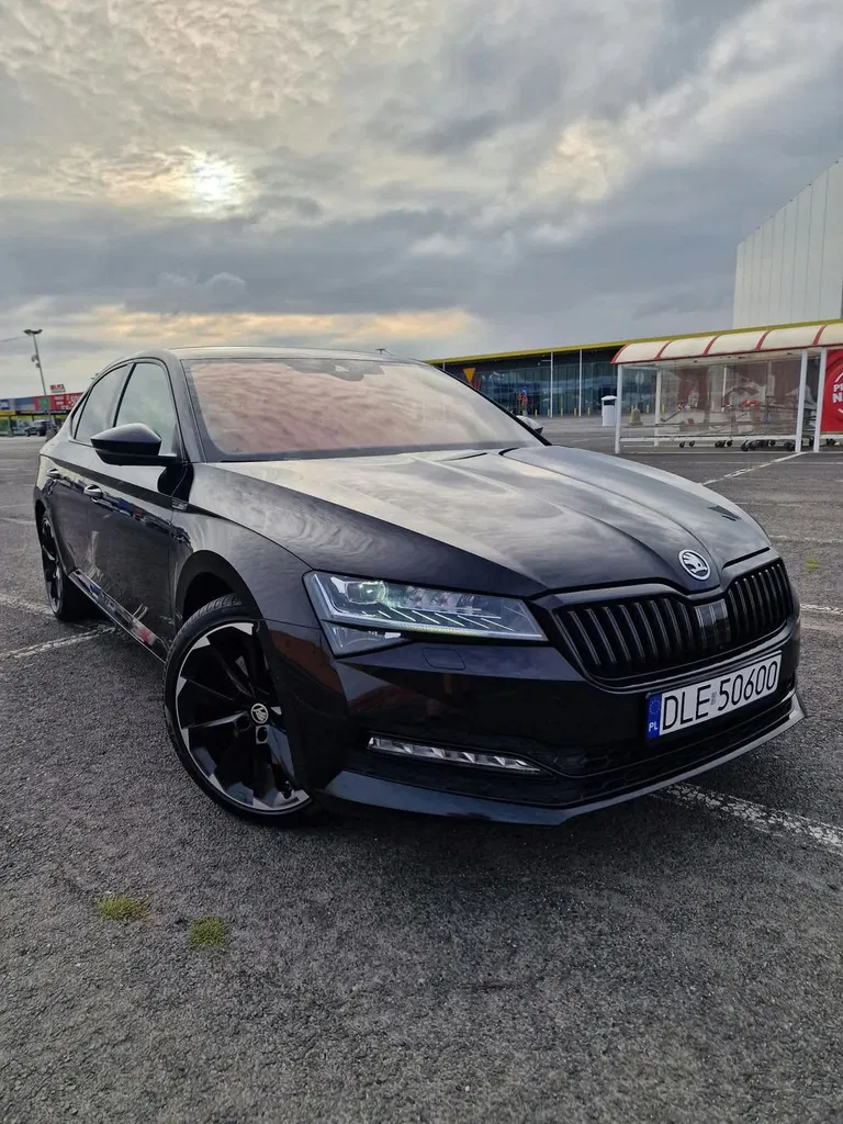 Zdjęcie: 2021 Skoda Superb