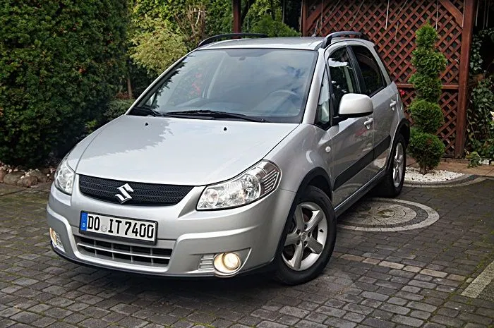 Zdjęcie: 2010 Suzuki SX4
