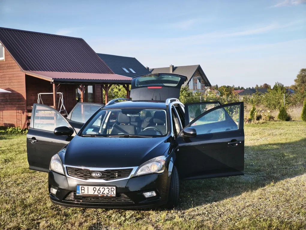 Zdjęcie: 2011 Kia Cee'd