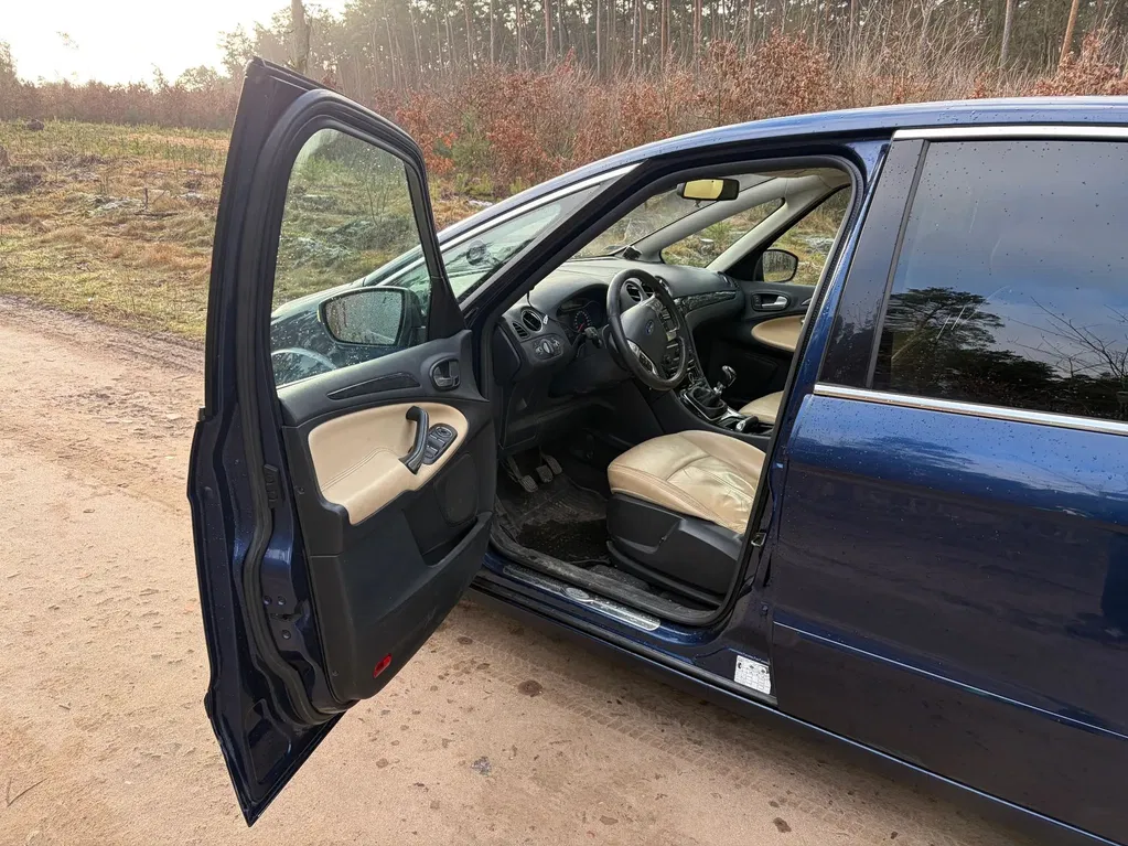 Zdjęcie: 2011 Ford S-Max