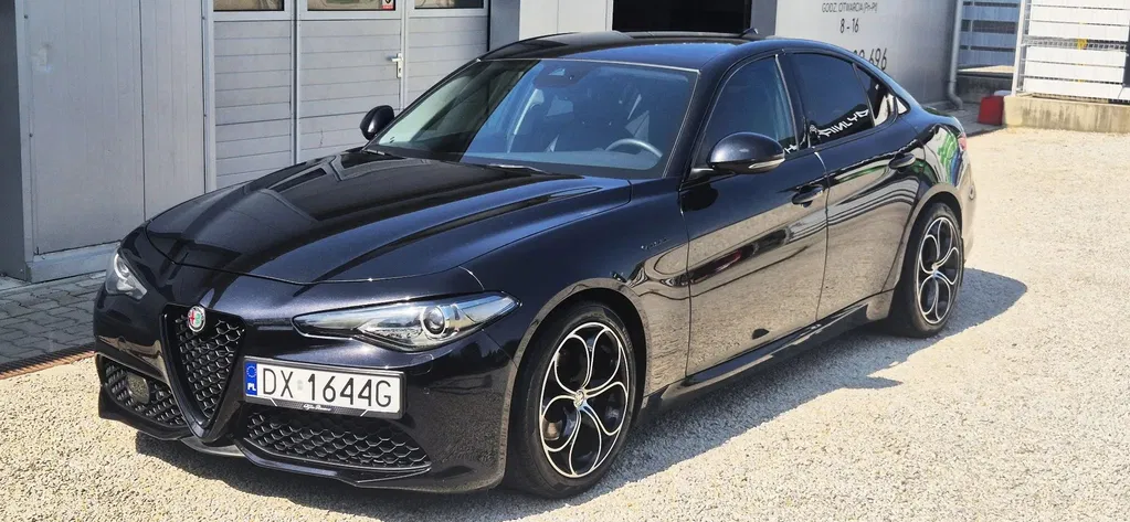 Zdjęcie: 2016 Alfa Romeo Giulia