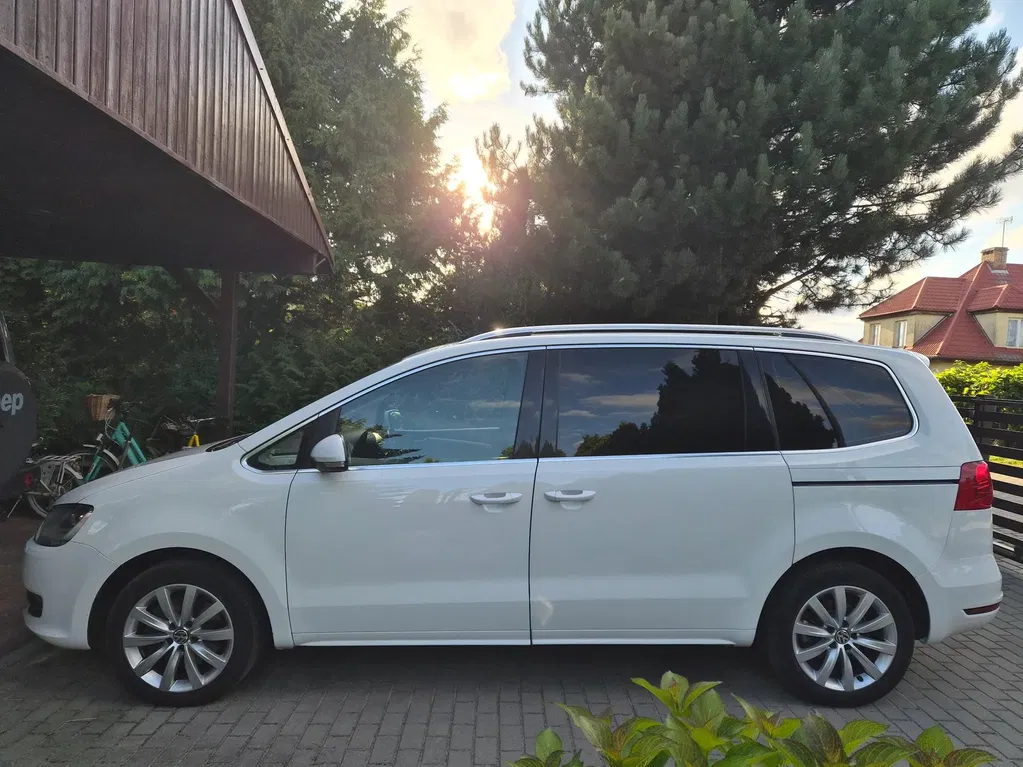 Zdjęcie: 2012 Volkswagen Sharan