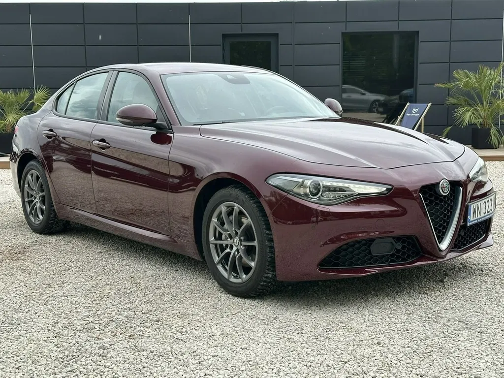 Zdjęcie: 2019 Alfa Romeo Giulia