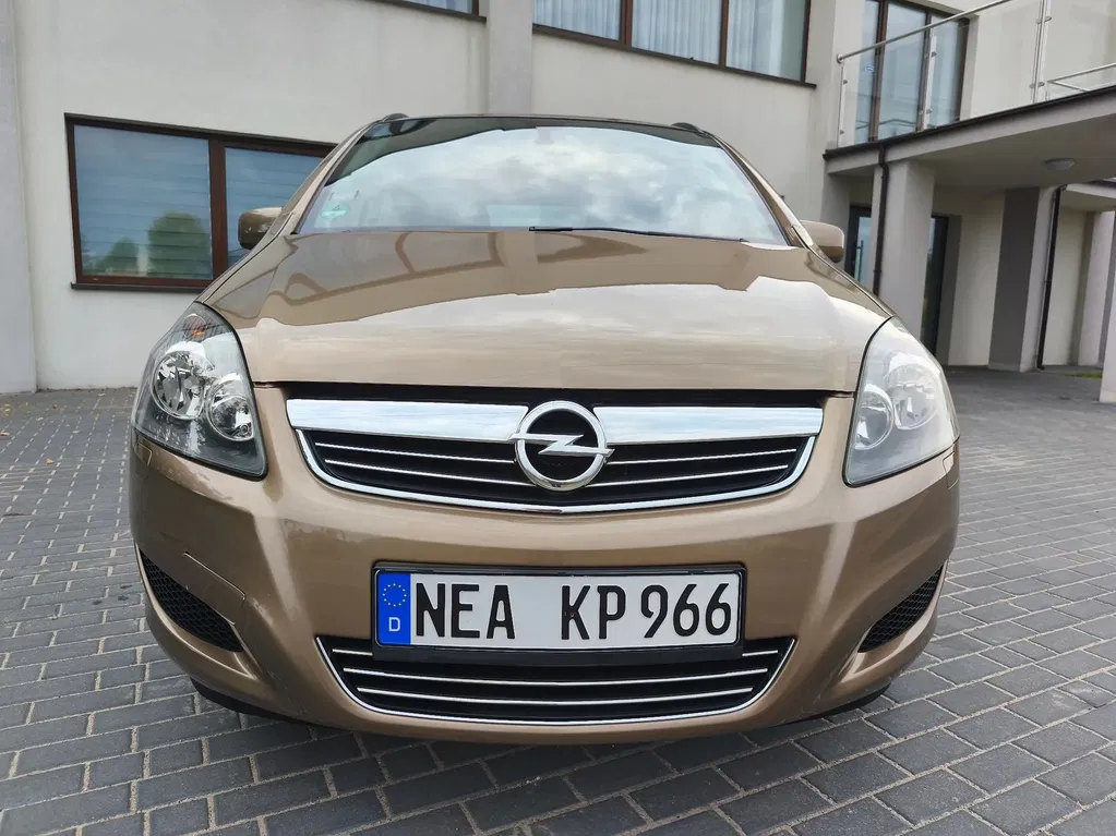 Zdjęcie: 2013 Opel Zafira