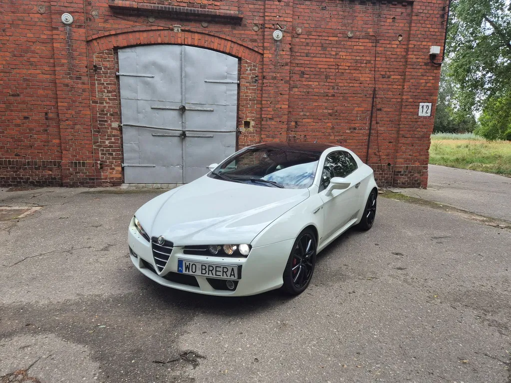 Zdjęcie: 2010 Alfa Romeo Brera