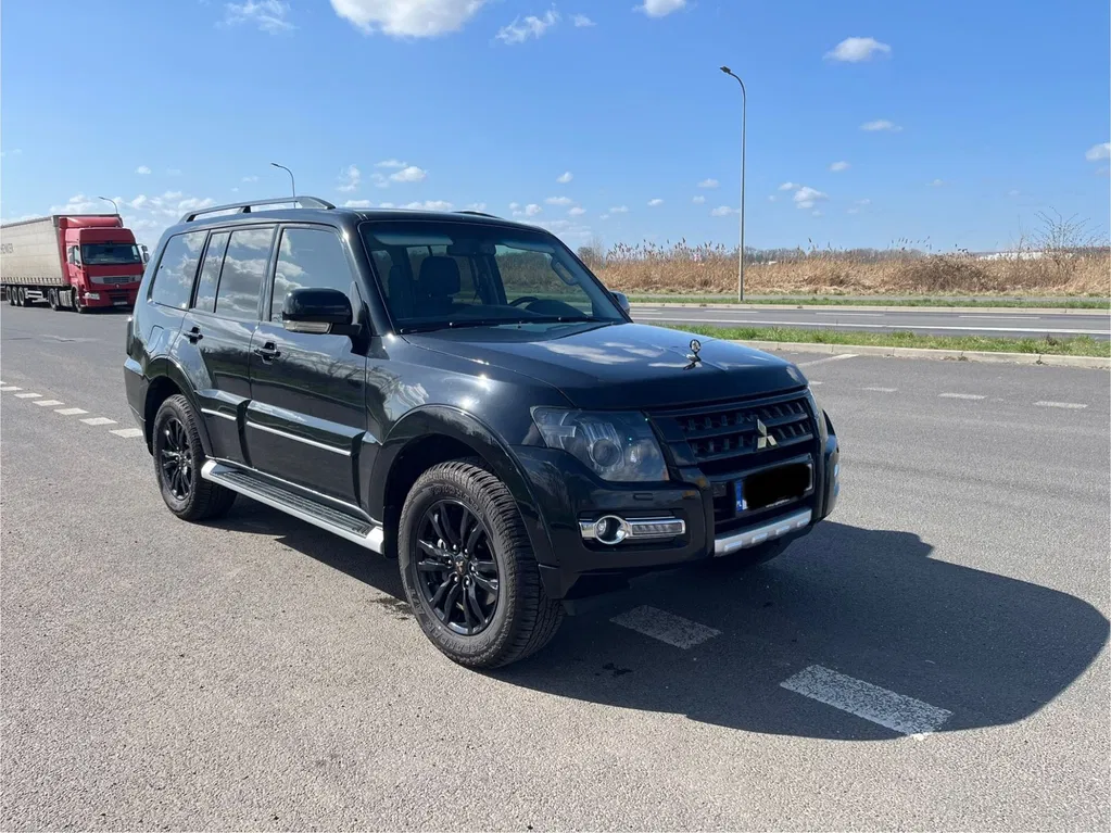 Zdjęcie: 2019 Mitsubishi Pajero