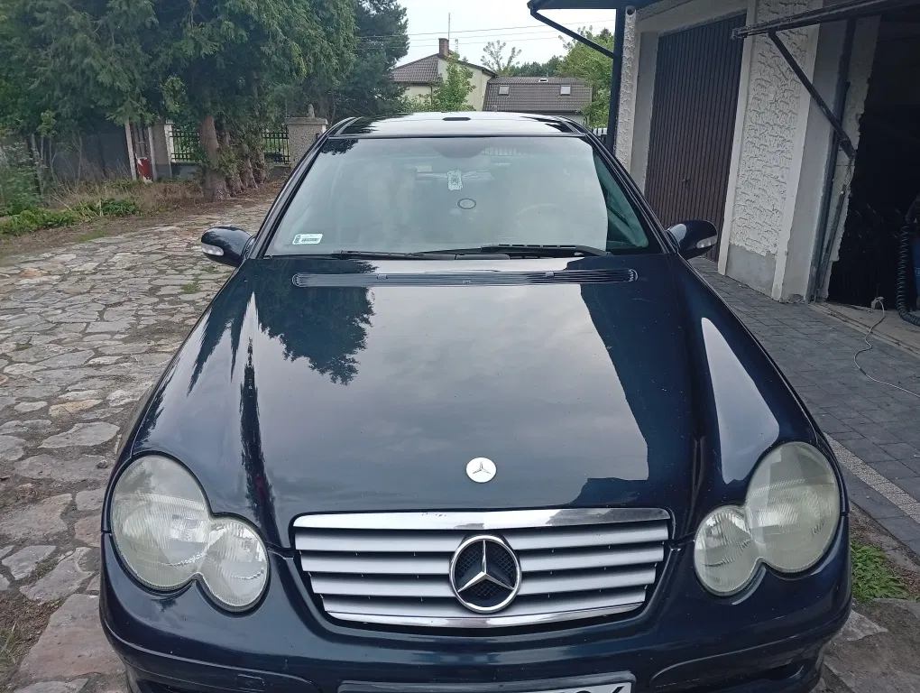 Zdjęcie: 2004 Mercedes-Benz C Klasa
