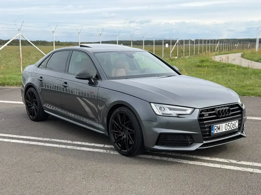 Zdjęcie: 2018 Audi S4 Limousine