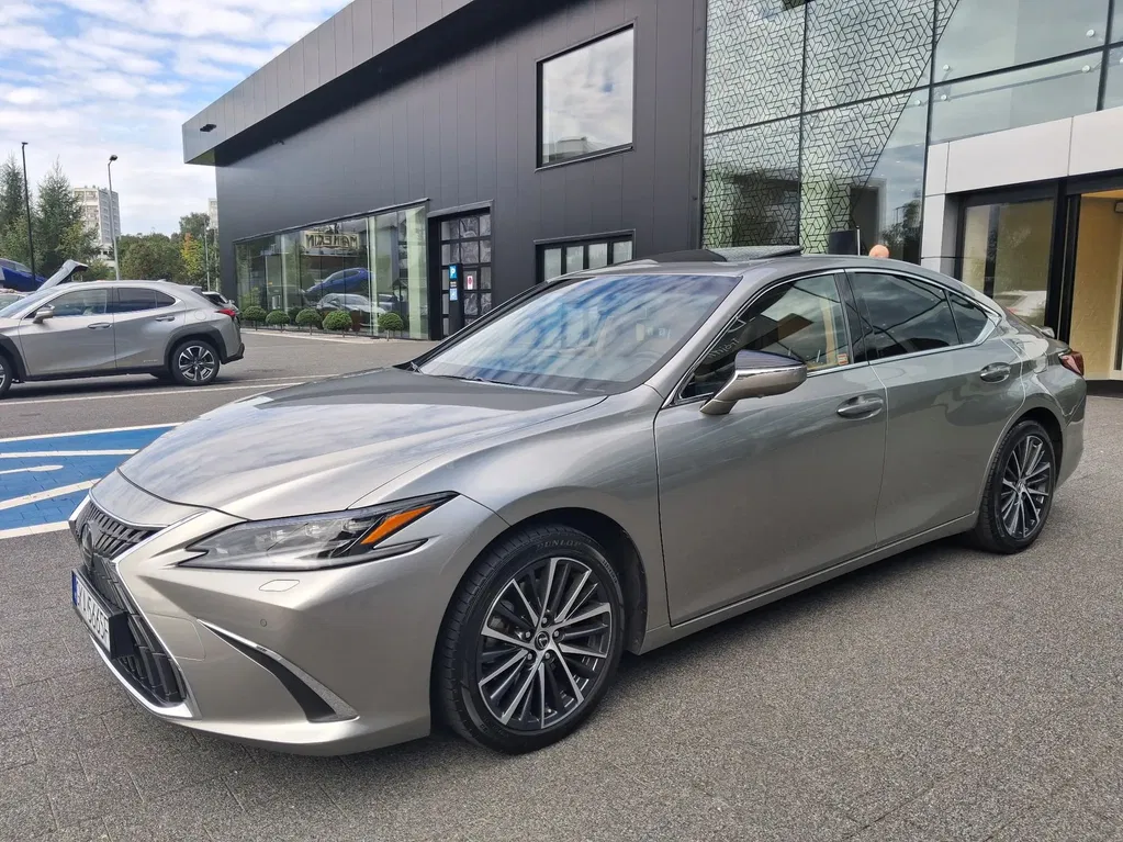 Zdjęcie: 2025 Lexus ES