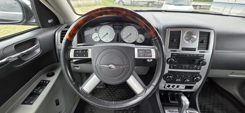 Zdjęcie: 2008 Chrysler 300C