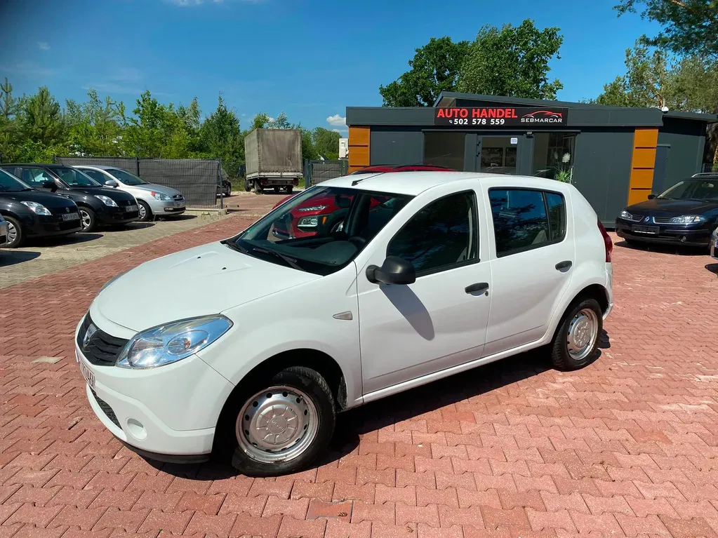 Zdjęcie: 2009 Dacia Sandero