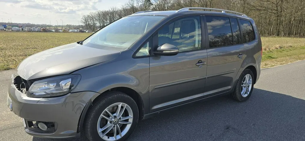 Zdjęcie: 2015 Volkswagen Touran