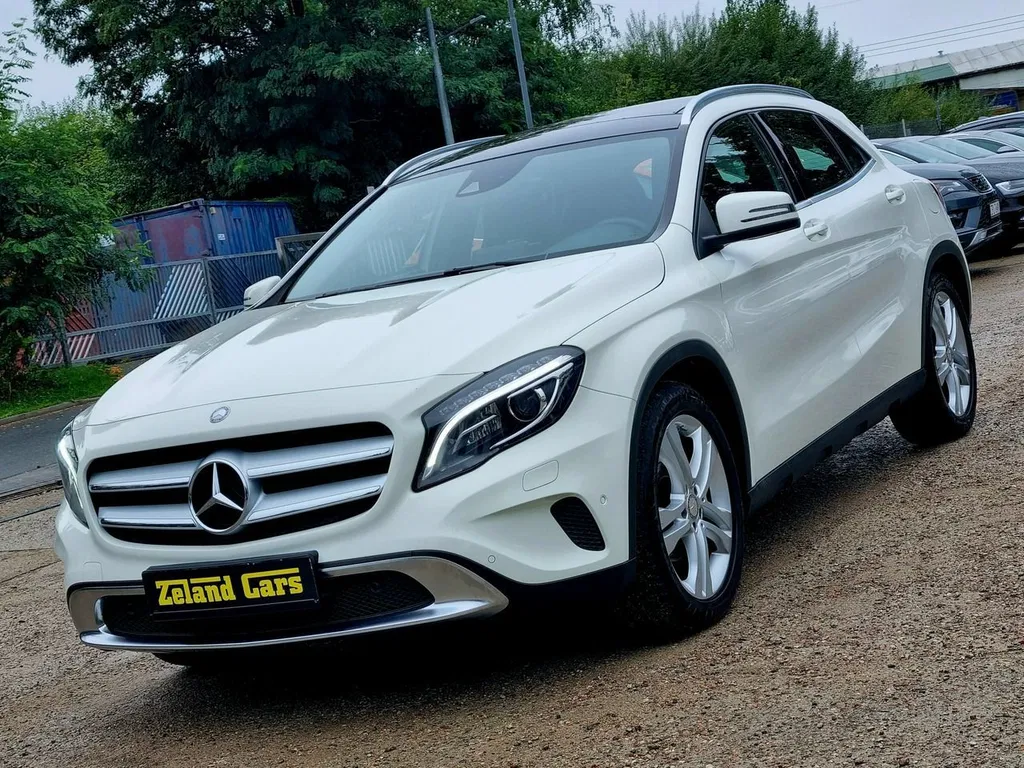 Zdjęcie: 2016 Mercedes-Benz GLA