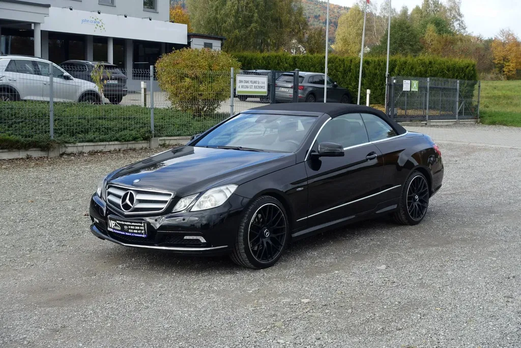 Zdjęcie: 2010 Mercedes-Benz E Klasa