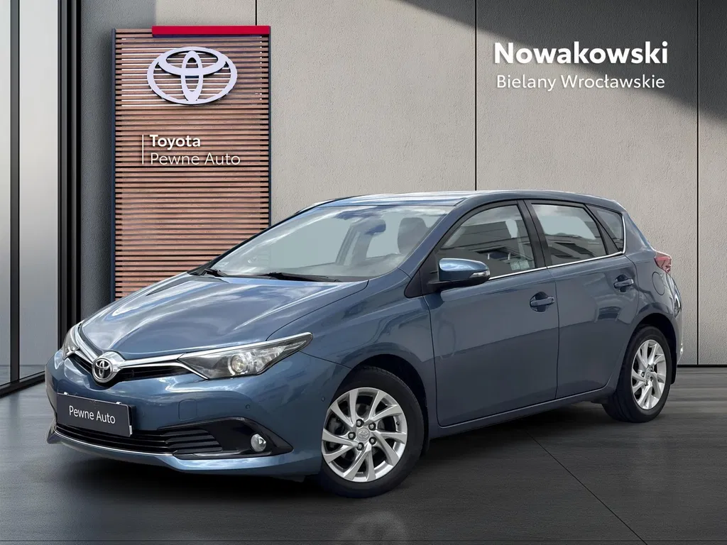 Zdjęcie: 2017 Toyota Auris