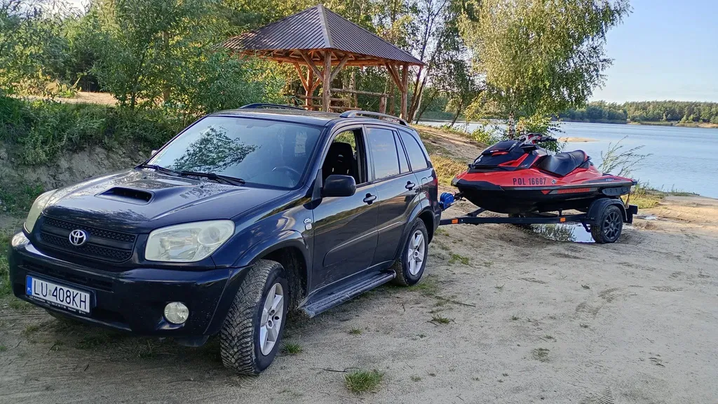 Zdjęcie: 2005 Toyota RAV-4