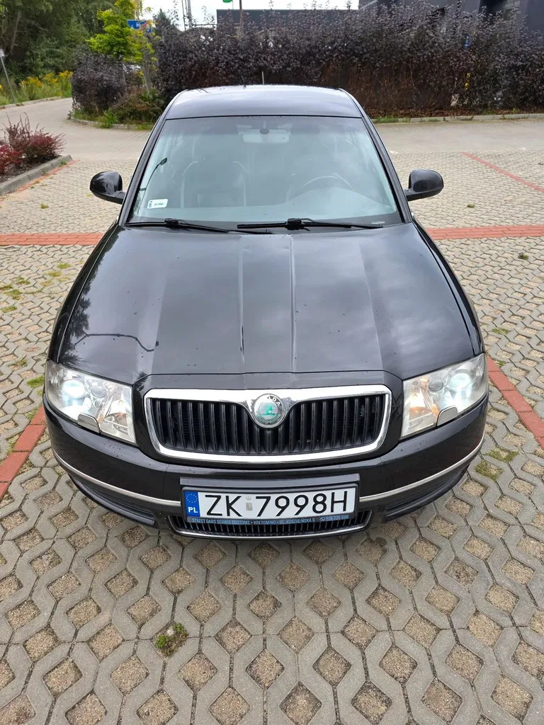 Zdjęcie: 2006 Skoda Superb