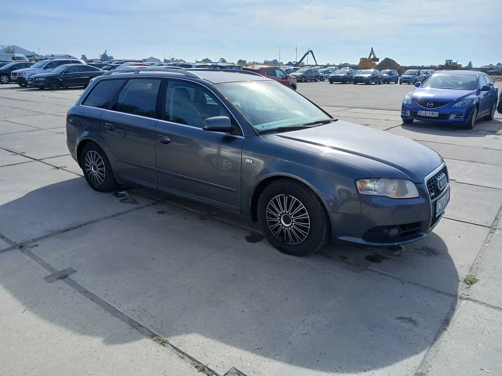 Zdjęcie: 2004 Audi A4 Avant
