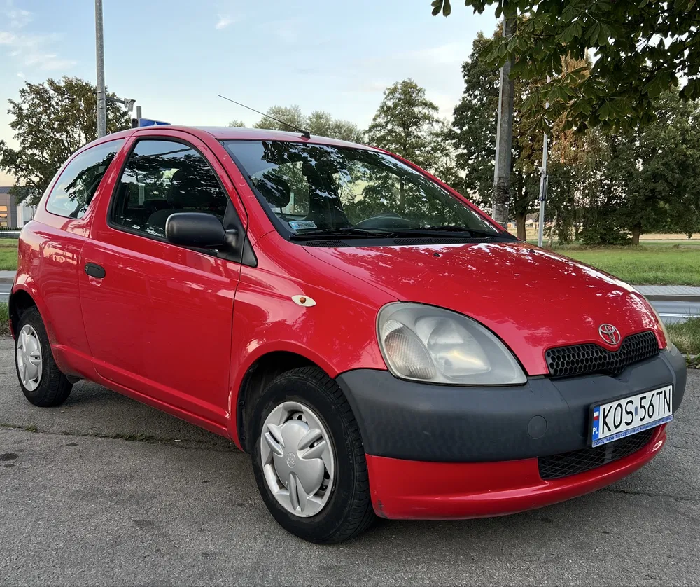 Zdjęcie: 2002 Toyota Yaris
