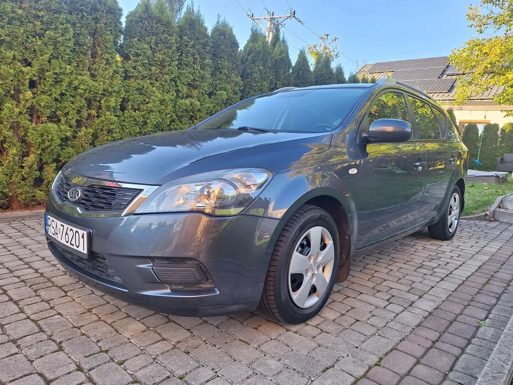 Zdjęcie: 2012 Kia Cee'd