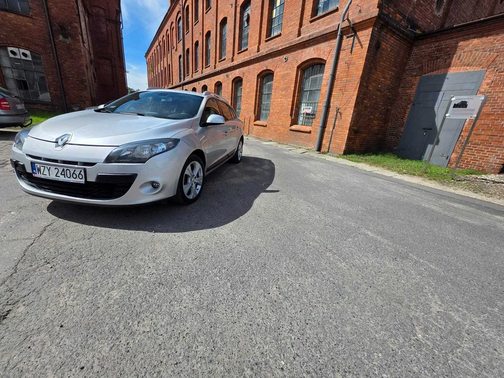 Zdjęcie: 2012 Renault Megane