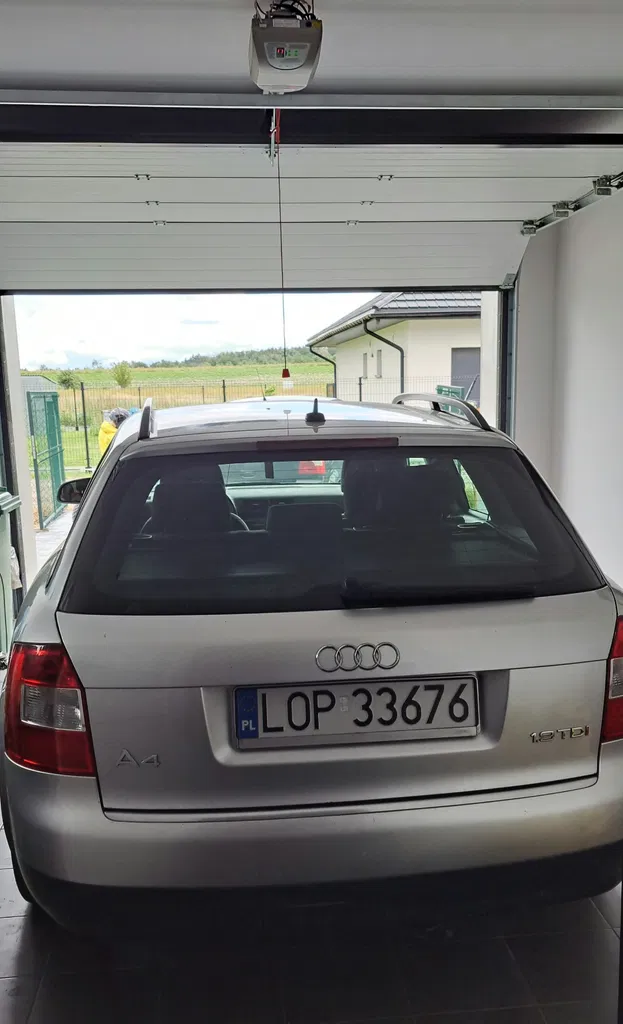 Zdjęcie: 2003 Audi A4 Avant