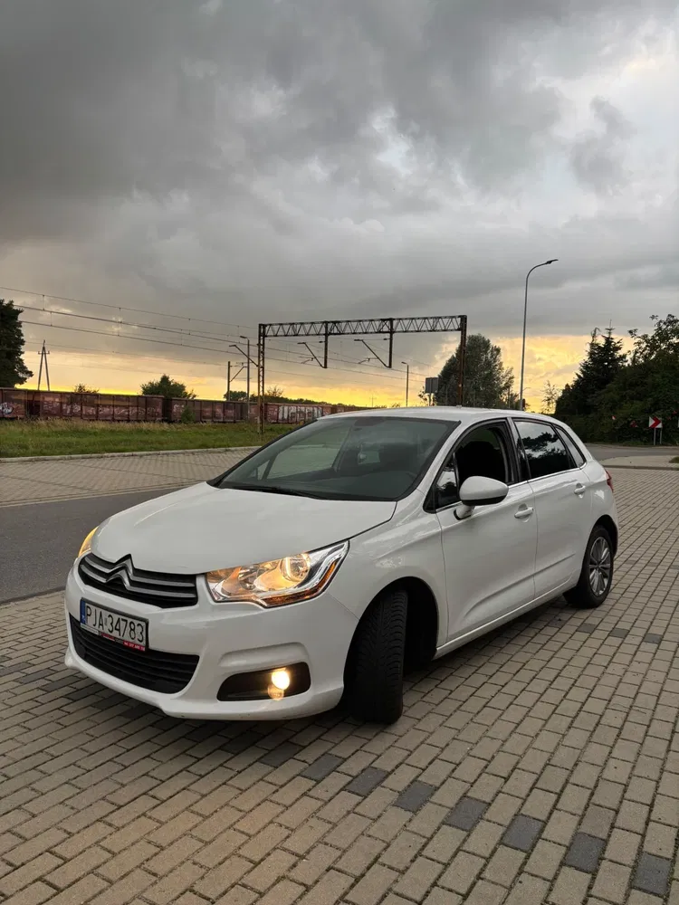 Zdjęcie: 2011 Citroen C4