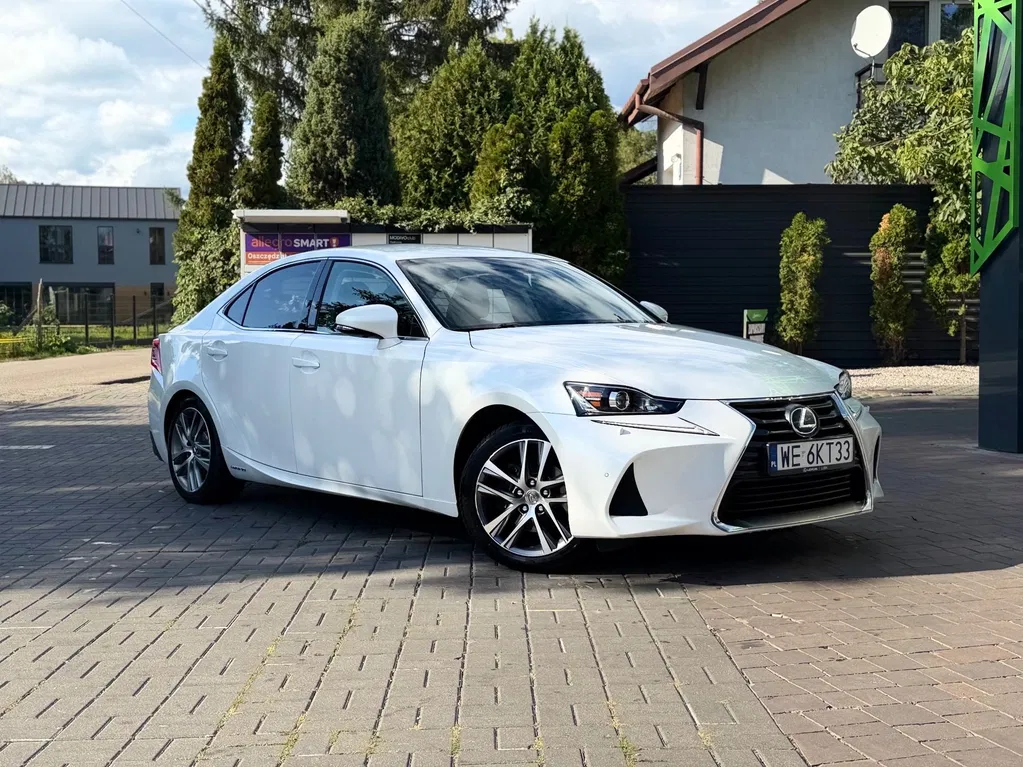 Zdjęcie: 2019 Lexus IS