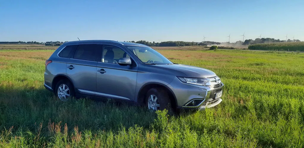 Zdjęcie: 2015 Mitsubishi Outlander