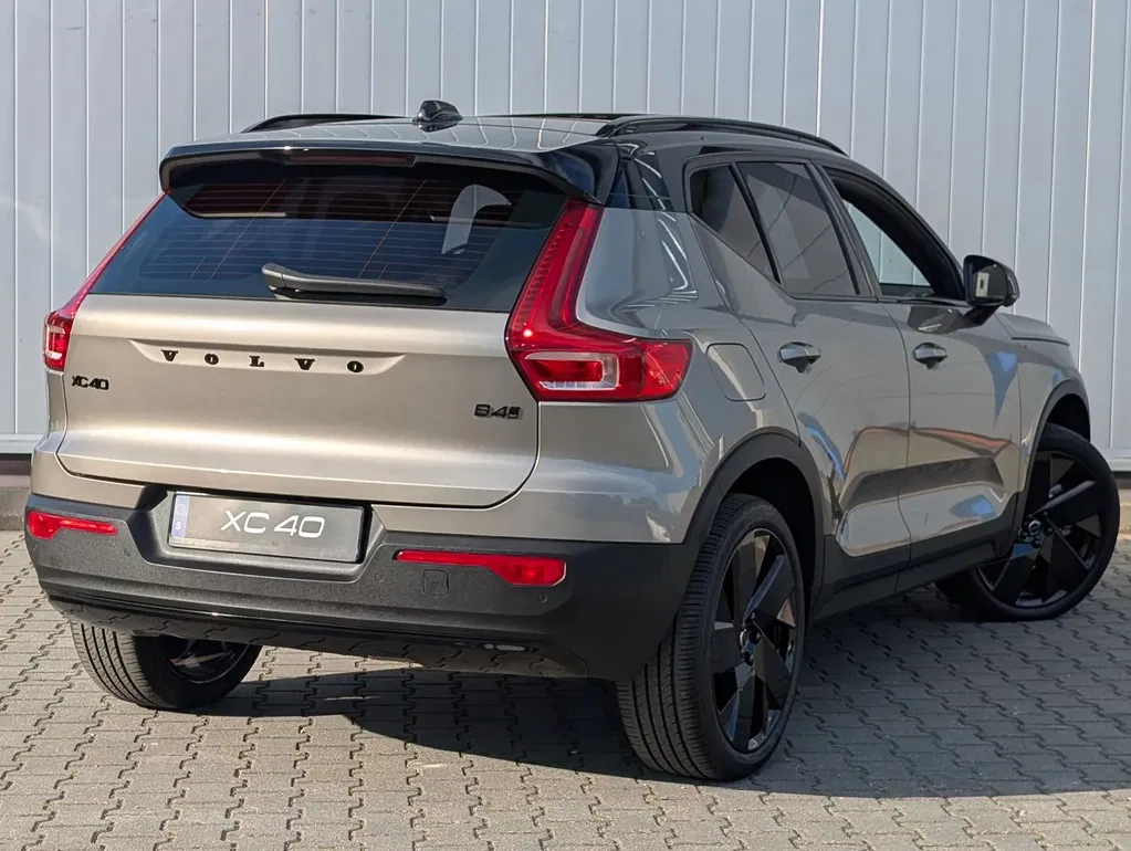 Zdjęcie: 2023 Volvo XC 40