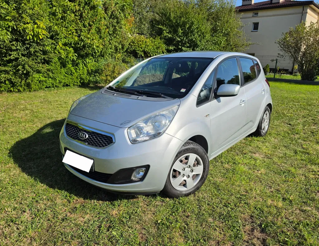 Zdjęcie: 2010 Kia Venga
